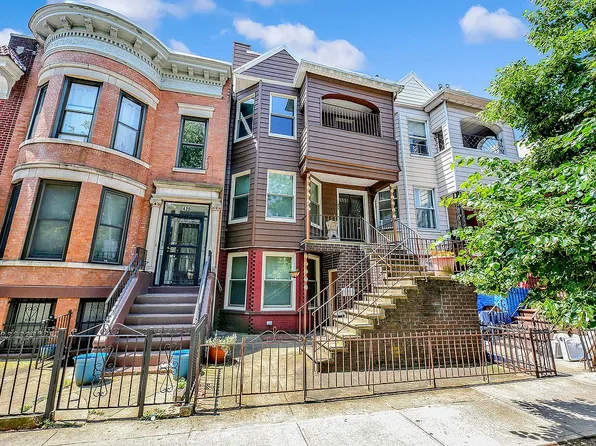 426 77th St, Brooklyn, NY 11209
