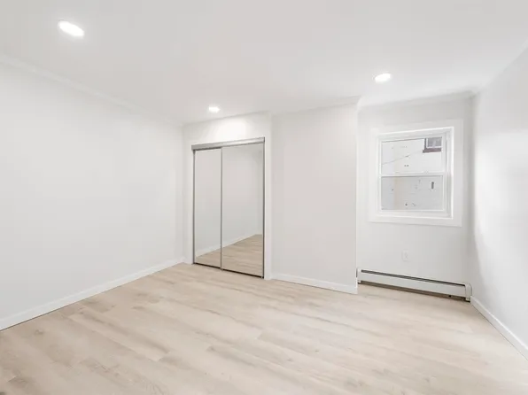 600 67th Street image 10 of 29