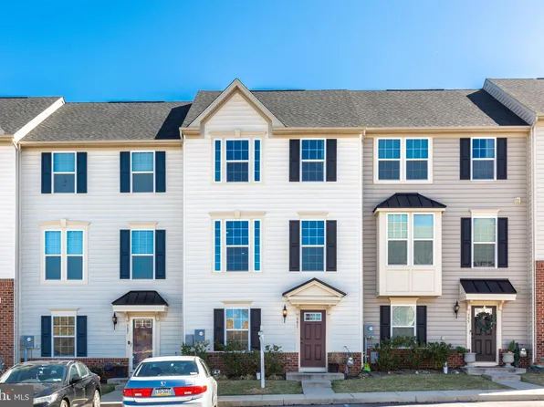 391 Laurel Oak Ln, Seven Valleys, PA 17360