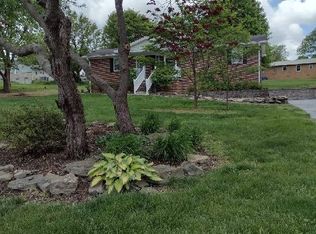 409 Donald Dr, Red Boiling Springs, TN 37150