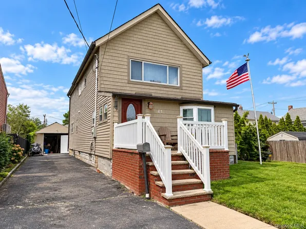 61 5th Avenue, East Rockaway, NY 11518