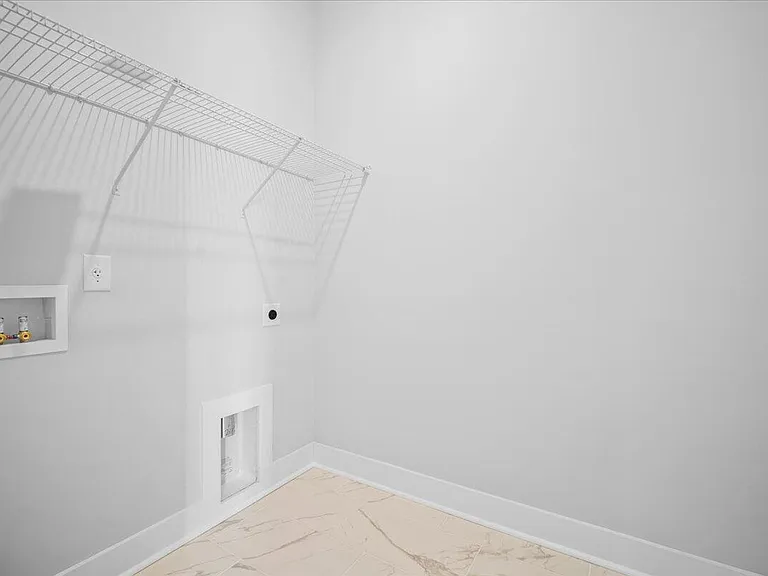 88 French Garden Cir — Photo 24