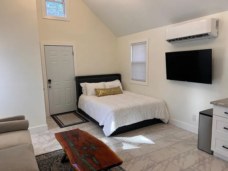 6148 Winthrop Ave #5 — Photo 6