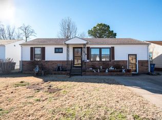 7818 E King Pl, Tulsa, OK 74115