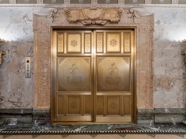 211 Central Park West image 10 of 13