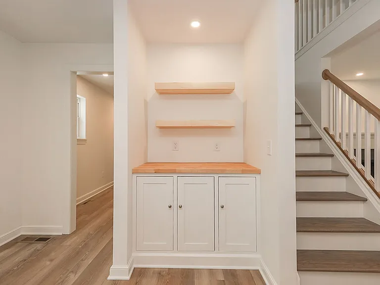 27011 Normandy Rd — Photo 40