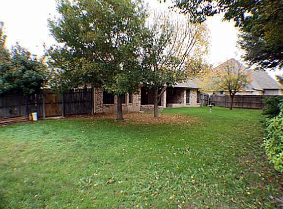 5th image of 4216 Lost Creek Blvd
