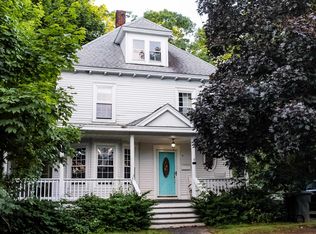 8 Marlboro Rd, Derry, NH 03038