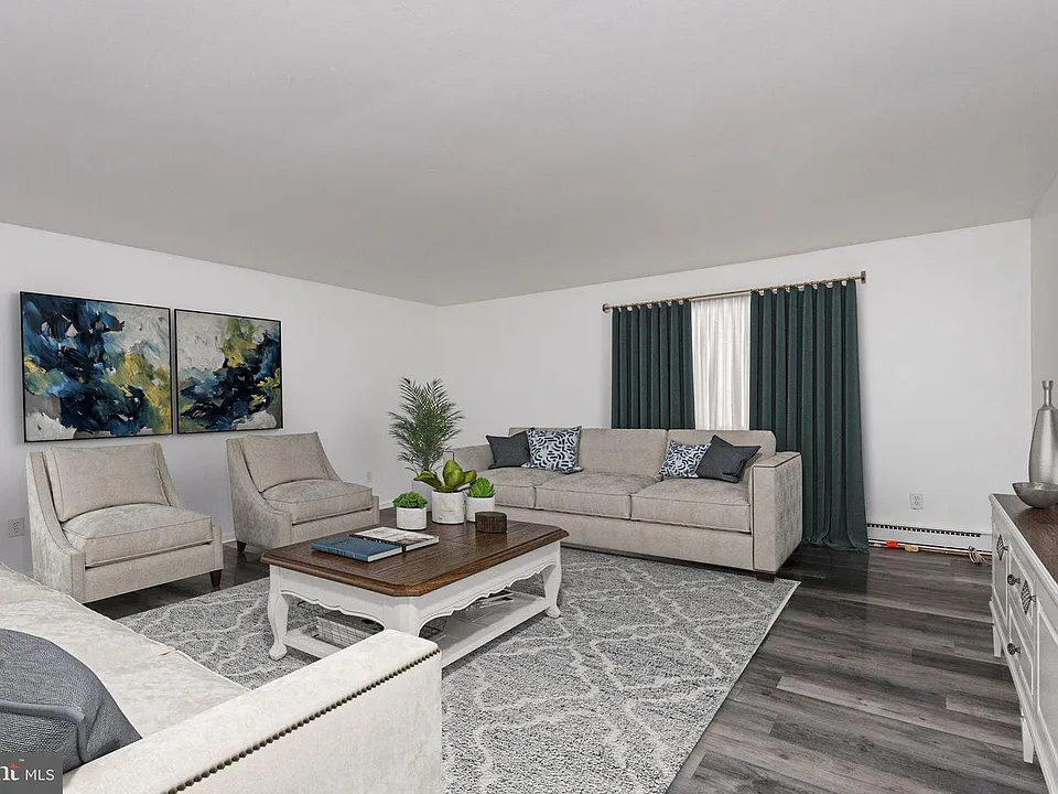 205 2nd St #7
