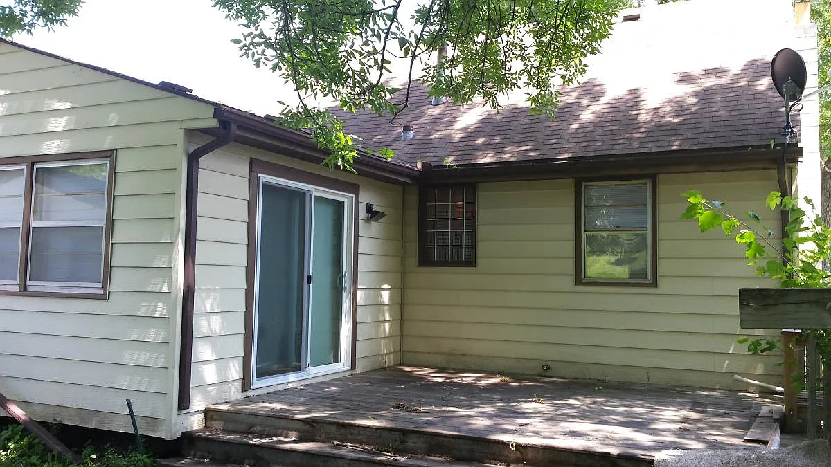 3 bed, 1200 sqft, $1,450 — Photo 3