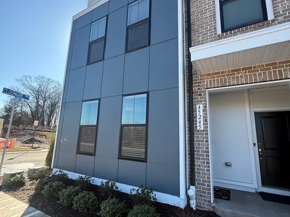 45245 Temple Bar Dr, Sterling, VA 20166