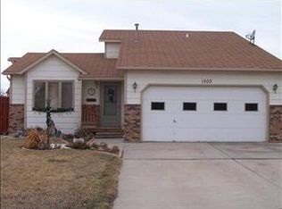 1503 Copperfield Dr, Rapid City, SD 57703