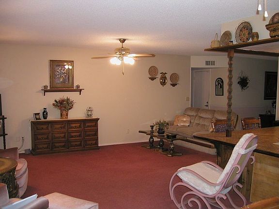 Living room 01
