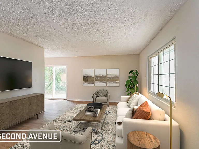 9226 E 36th Pl — Photo 2