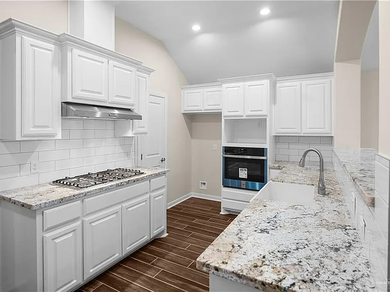 13929 Westcave Falls Ln — Photo 21