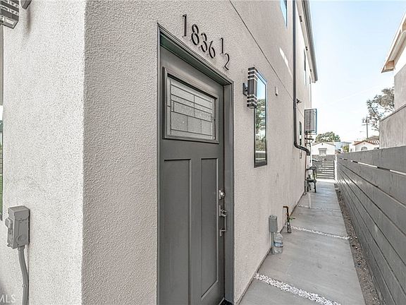 3rd image of 1836 Clyde Ave #1/2
