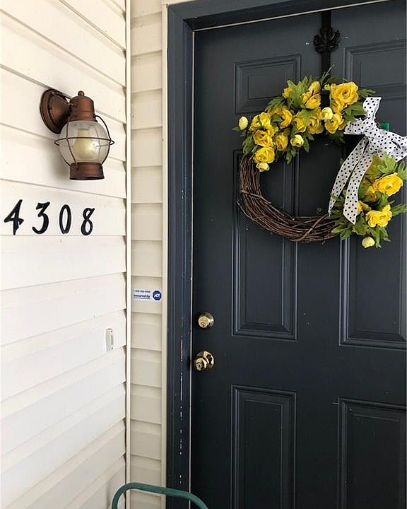 1st image of 4308 Briarbush Ln