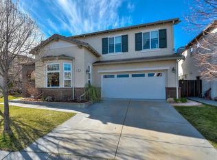 19 Waterbury Ln, Novato, CA 94949