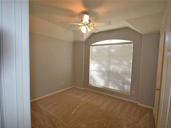 4th image of 2290 Teagle Dr