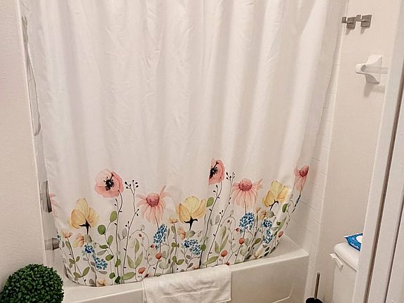 5th image of 2304 Silver Palm Dr APT 304