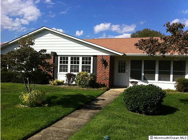 1st image of 964 Argyll Circle #B
