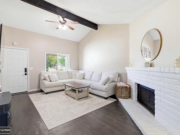 4th image of 4901-4903 Travertine Cir