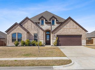 208 Sequoia Dr, Forney, TX 75126