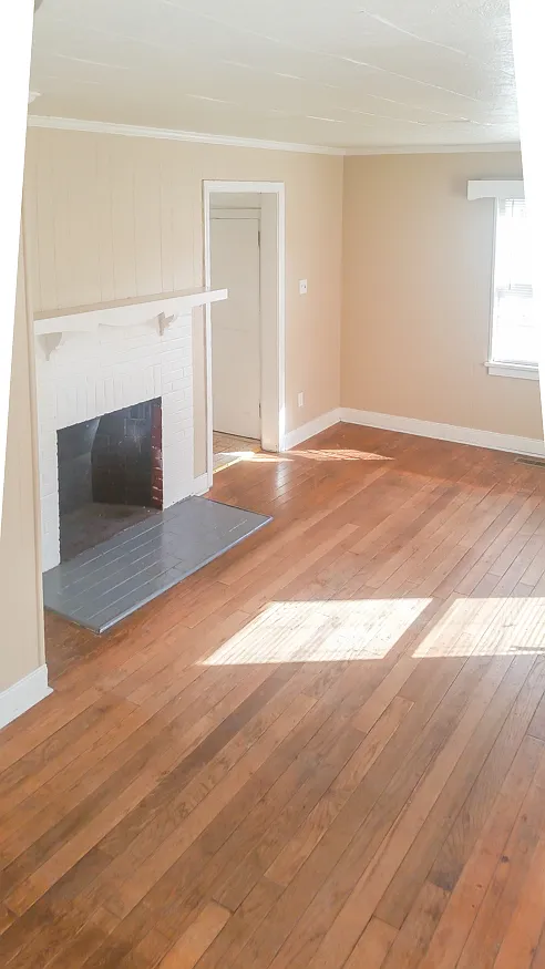 3 bed, 1026 sqft, $1,699 — Photo 4