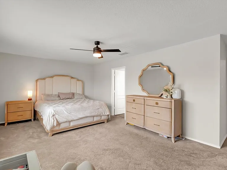 4260 Aldridge Ln — Photo 22
