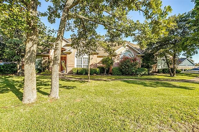 1st image of 3421 Winding Oak Ln E