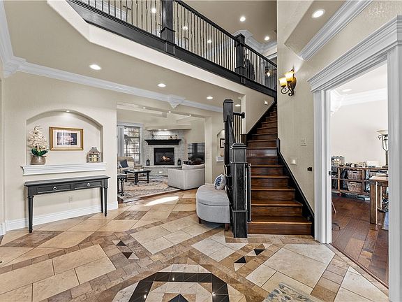 4th image of 3901 NE Cadbury Ave