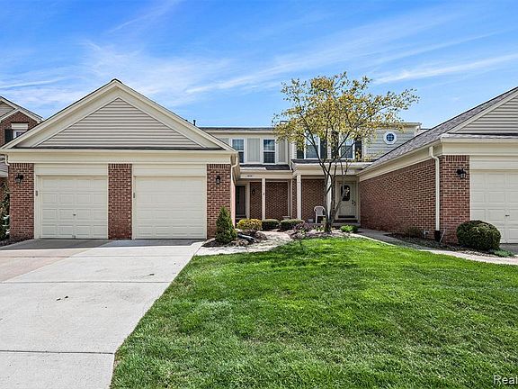 2nd image of 1653 Bennington Ct #47