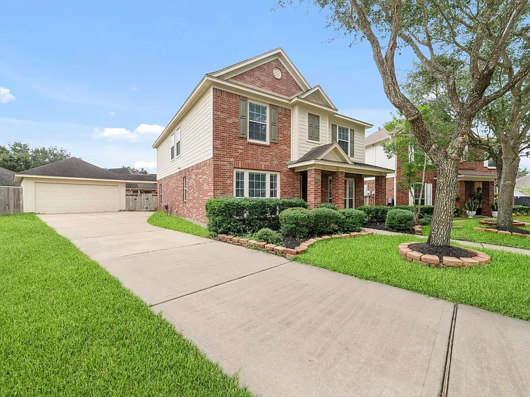 20527 Port Bishop Ln — Photo 2