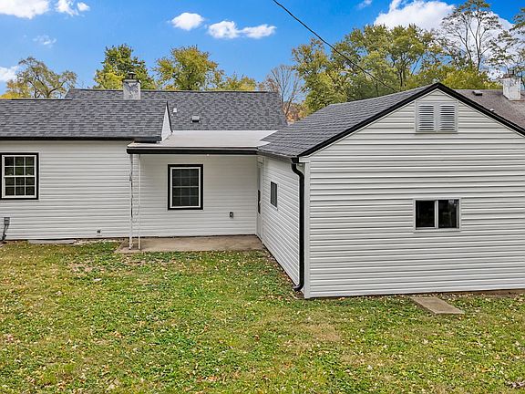 4th image of 2262 N Centennial St