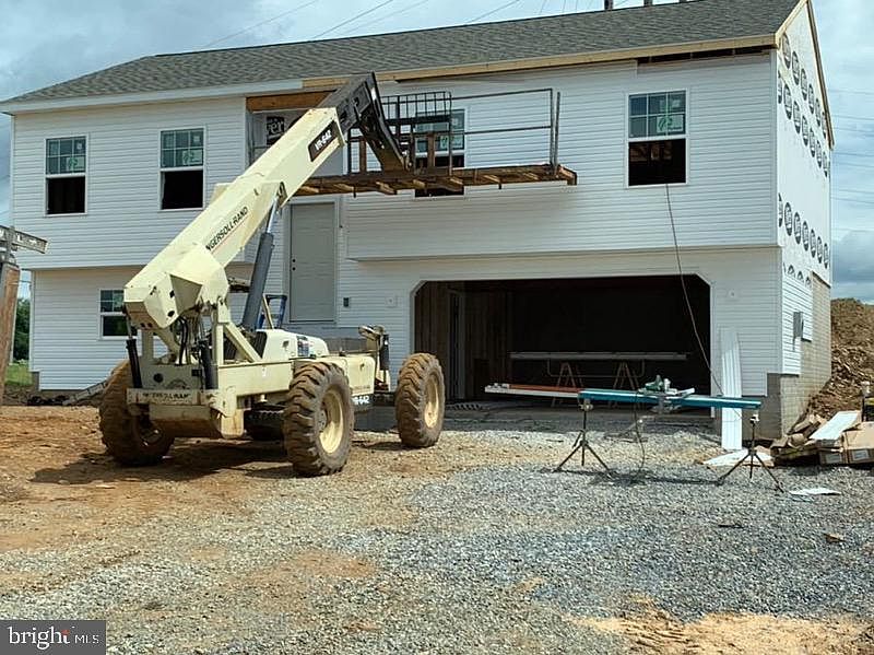 2nd image of 97 Farm House Ln