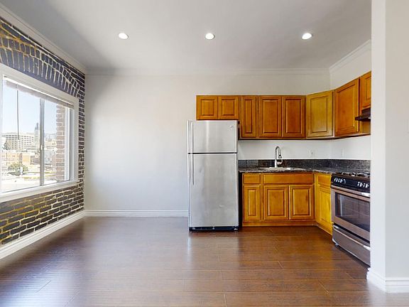3rd image of 738 S New Hampshire Ave APT 505