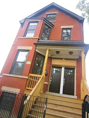 1st image of 3100 N Lawndale Ave