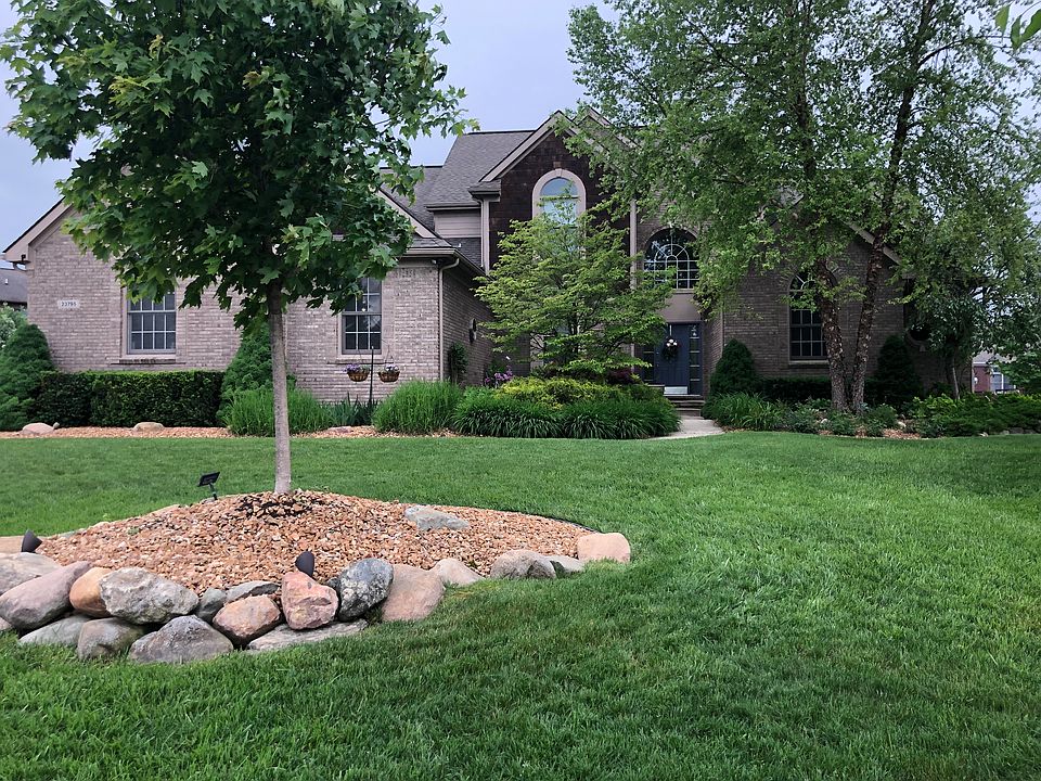 1st image of 23795 Shinnecock Dr