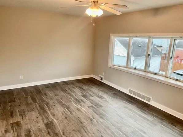 308 1/2 Magnolia Ave, Clarksburg, WV 26301