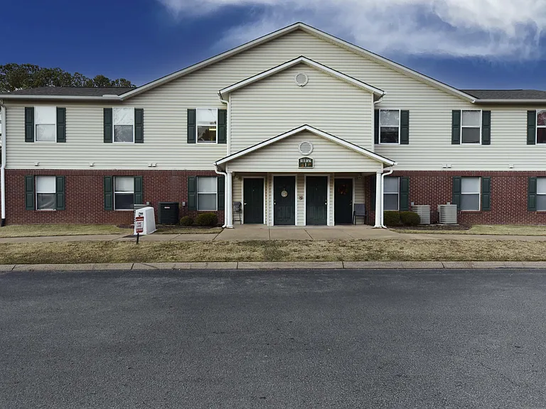 Magnolia Landing — Photo 15