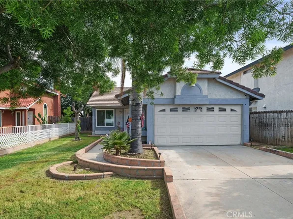 113 Peppertree Dr, Perris, CA 92571