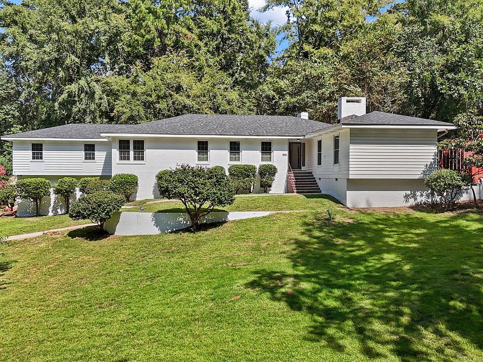 1st image of 1695 Briarcliff Rd