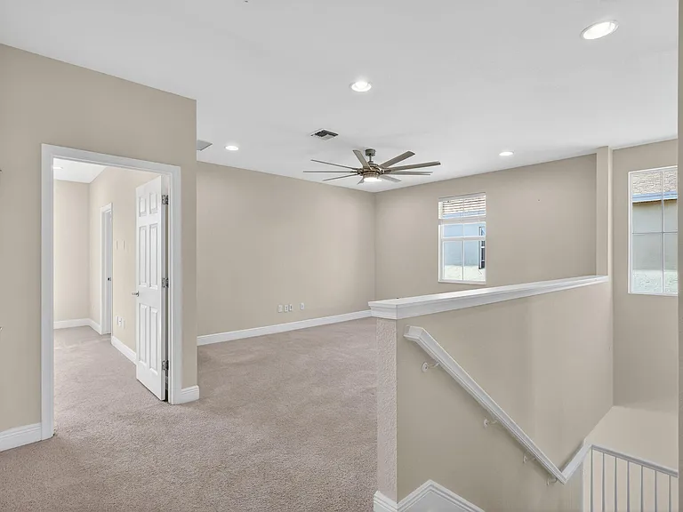 1609 NW Cataluna Cir — Photo 15
