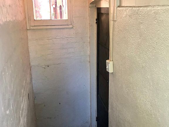 3rd image of 3810 E 17th Ave APT 6