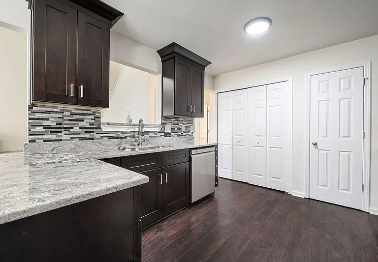 2369 Charleston Pointe — Photo 6