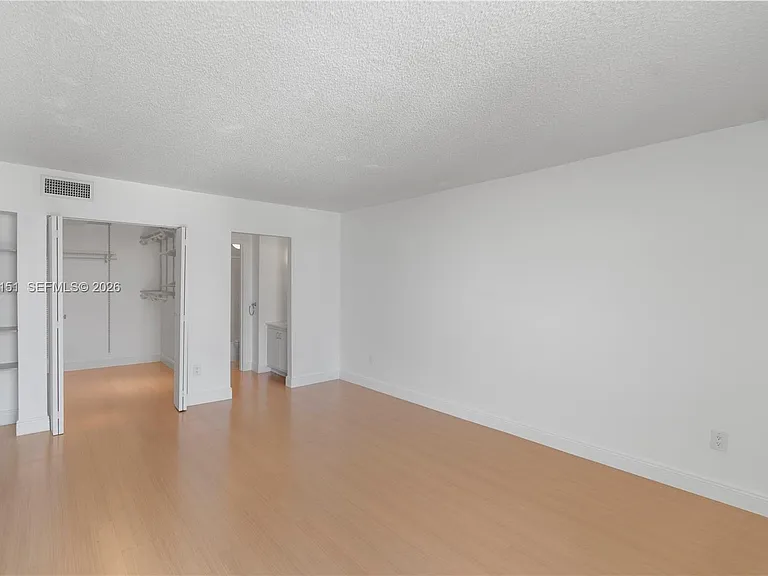 2350 NE 135th St #1202 — Photo 15