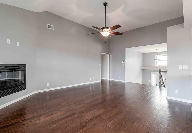 1063 Freedom Dr — Photo 3
