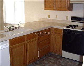 4th image of 1101 Beretta Ct