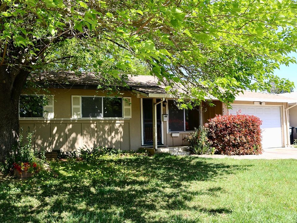 1st image of 2413 Cordova Ln