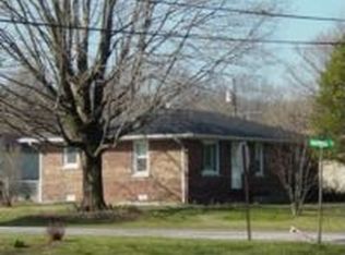 831 E Mill Rd, Evansville, IN 47711